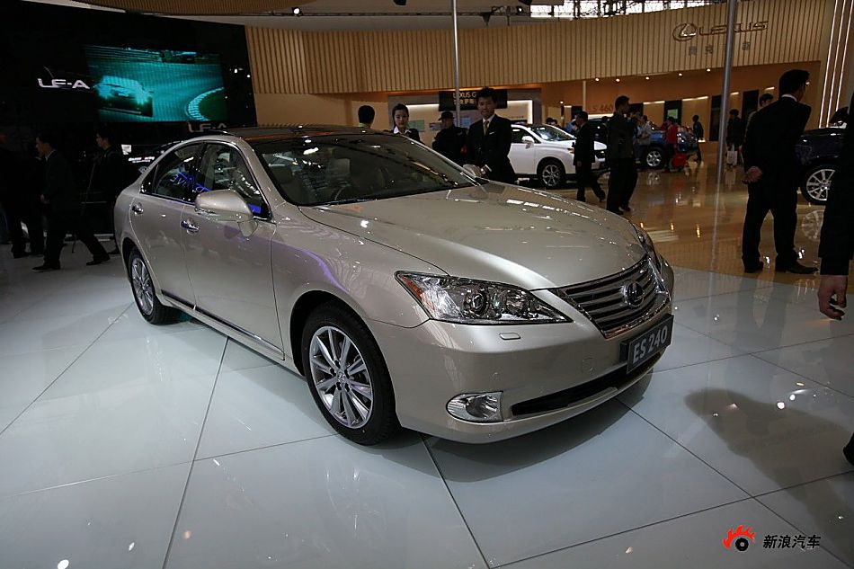 雷克萨斯ES240