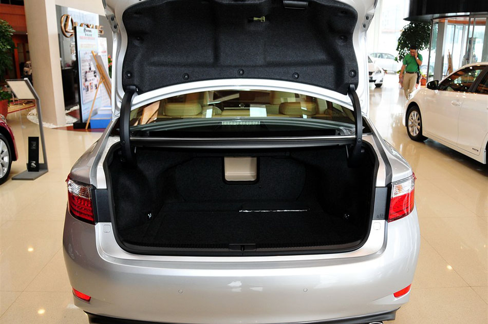 2013款 250 典雅版 空间