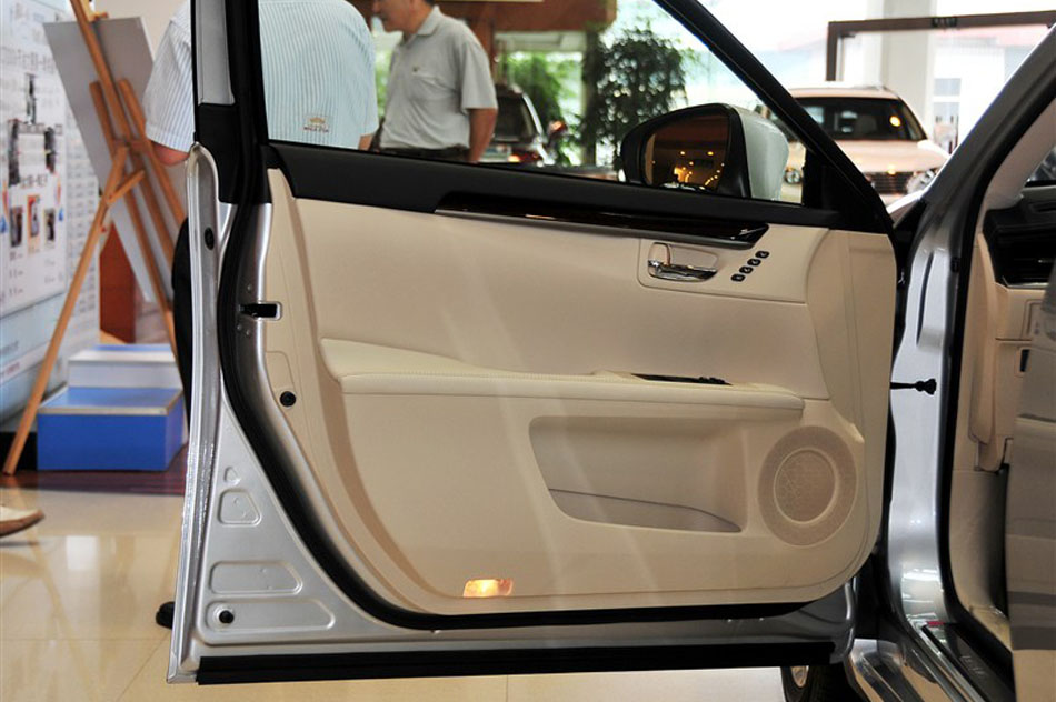 2013款 250 典雅版 空间