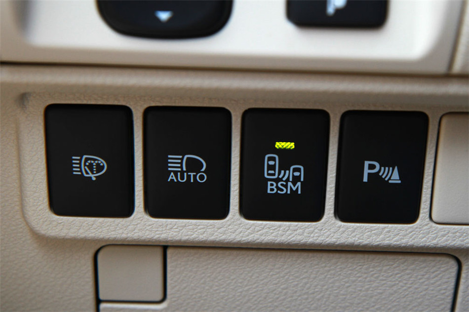 雷克萨斯ES300h 2013款 豪华版 空间 