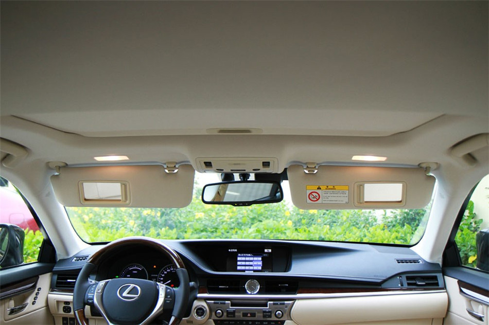 雷克萨斯ES300h 2013款 豪华版 空间 