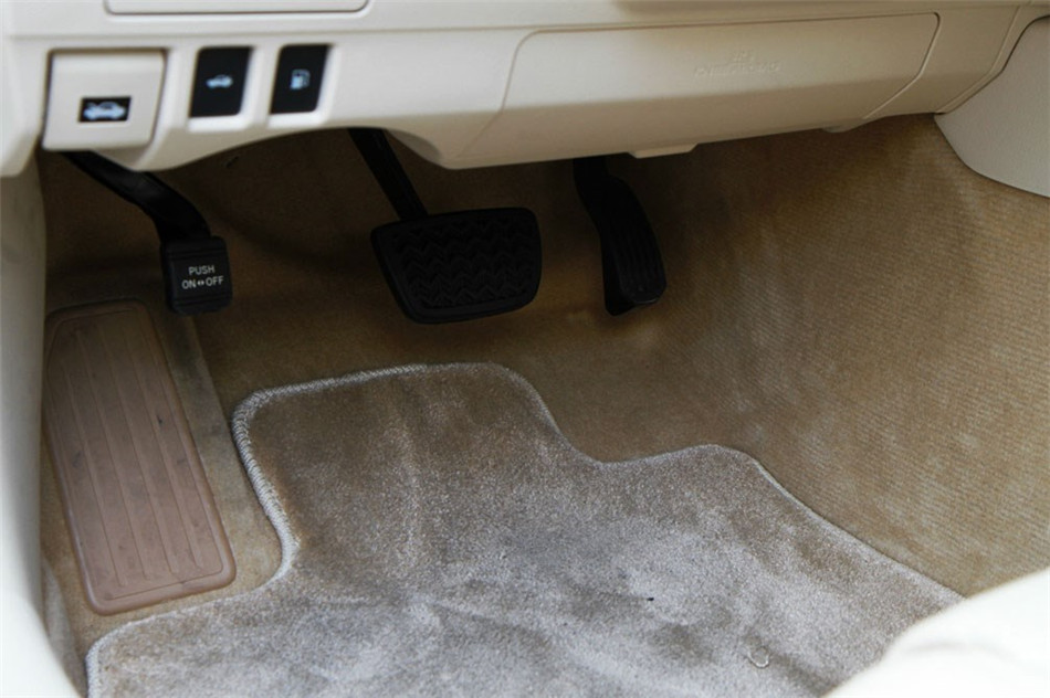 雷克萨斯ES300h 2013款 豪华版 空间 