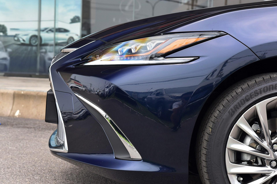 2018款 300h 行政版 细节