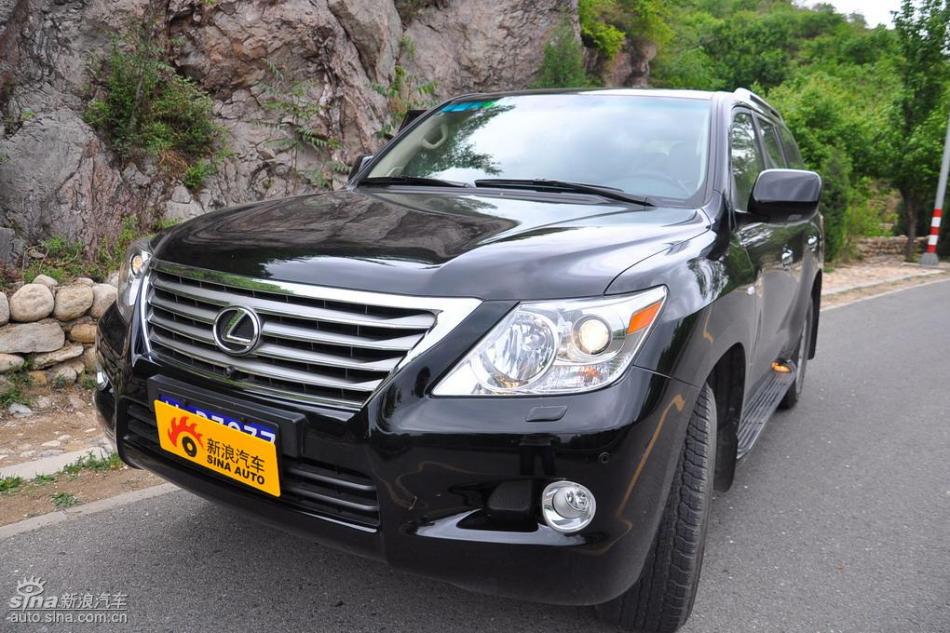 雷克萨斯LX570试车实拍图 外观