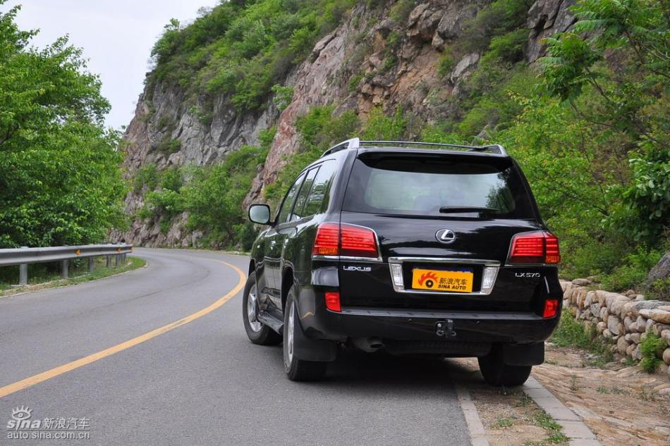 雷克萨斯LX570试车实拍图 外观