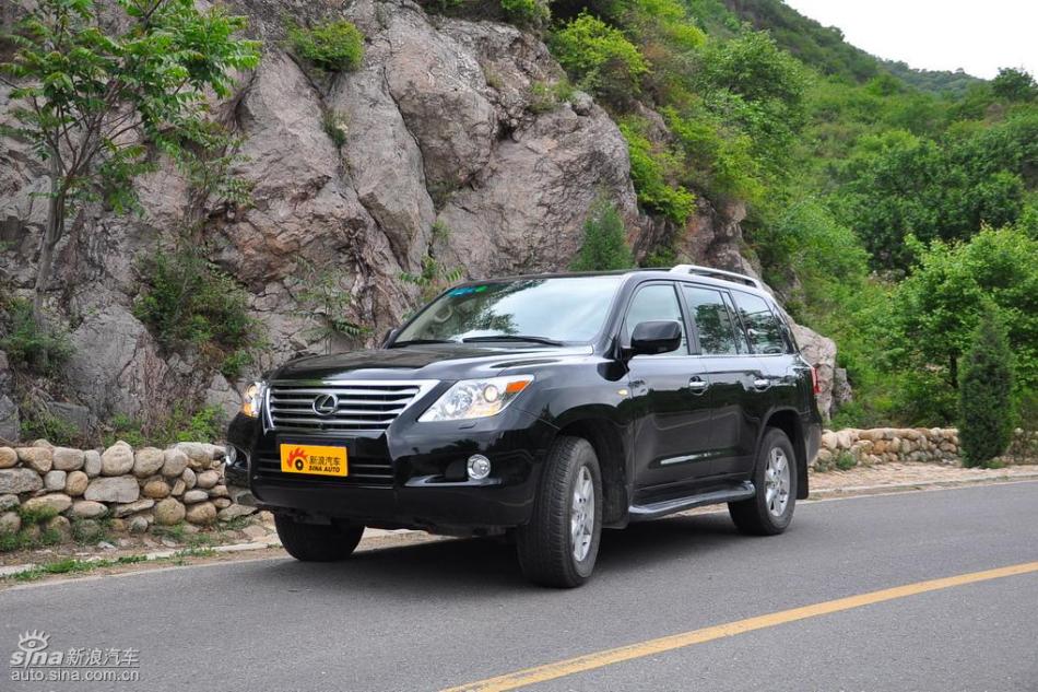 雷克萨斯LX570试车实拍图 外观