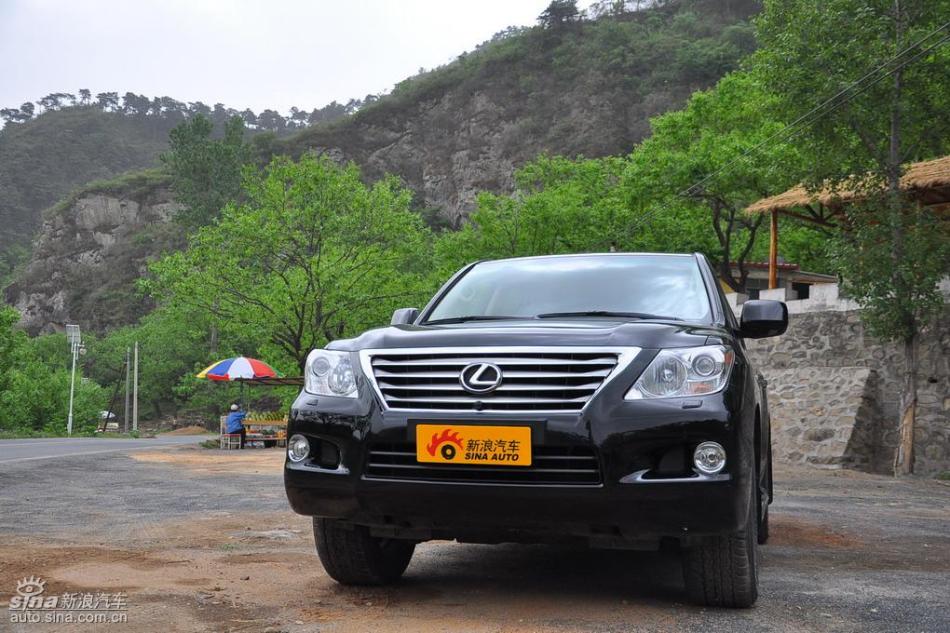 雷克萨斯LX570试车实拍图 外观