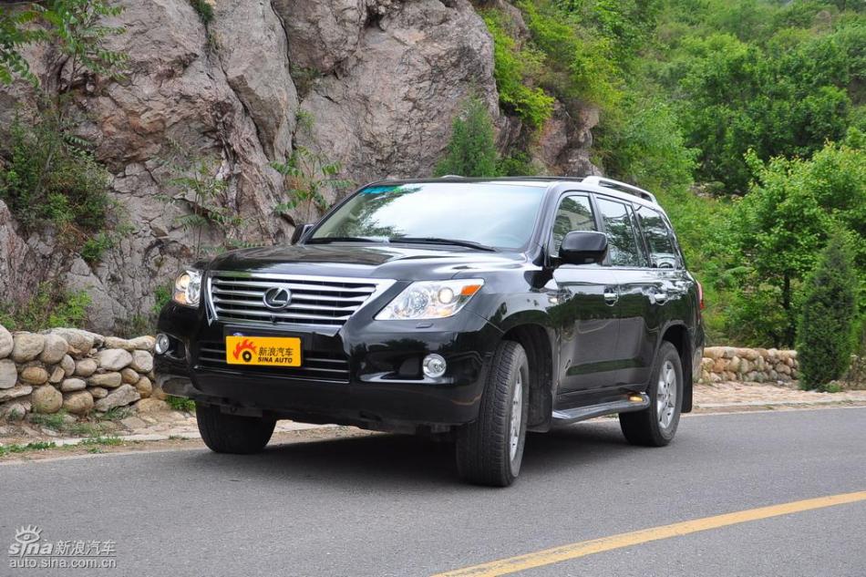 雷克萨斯LX570试车实拍图 外观