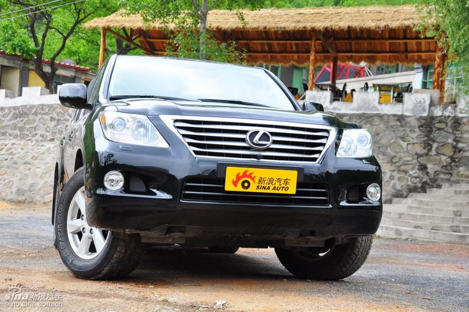雷克萨斯LX570试车实拍图 外观