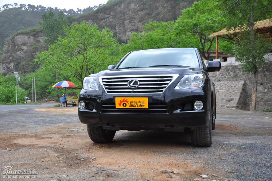 雷克萨斯LX570试车实拍图 外观