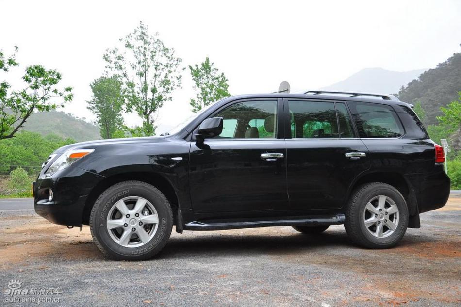 雷克萨斯LX570试车实拍图 外观