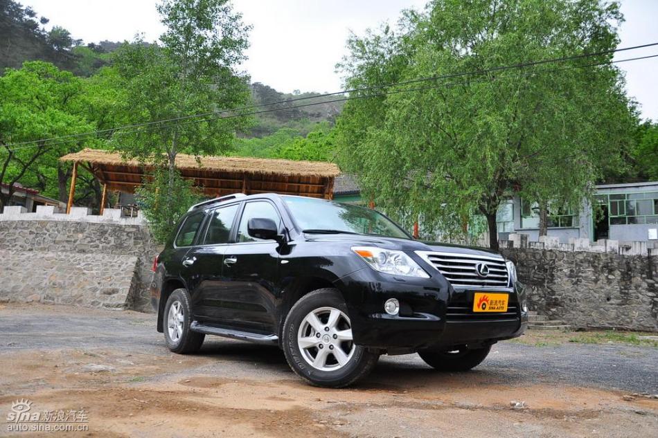 雷克萨斯LX570试车实拍图 外观
