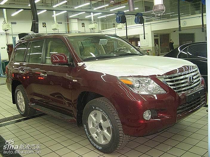 顶级SUV雷克萨斯LX570到店实拍