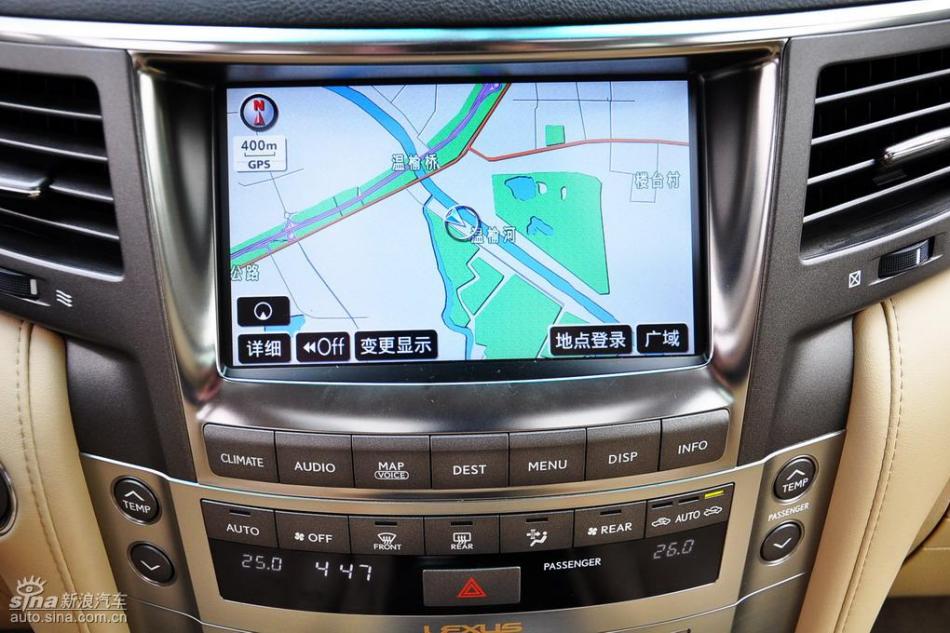 雷克萨斯LX570试车实拍图