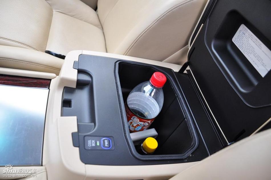 雷克萨斯LX570试车实拍图