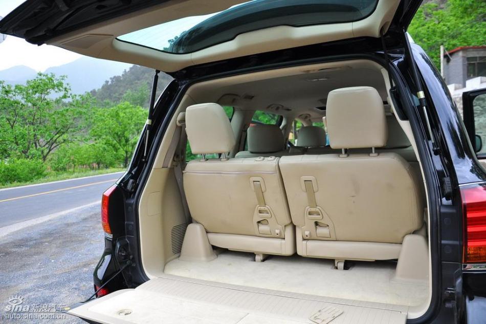 雷克萨斯LX570试车实拍图