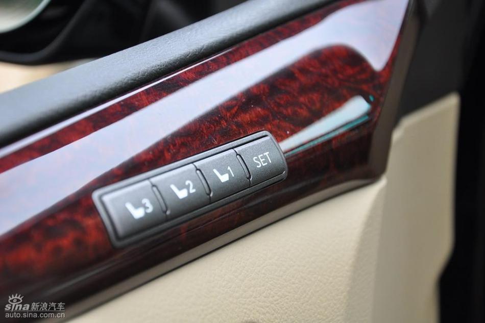 雷克萨斯LX570试车实拍图 外观