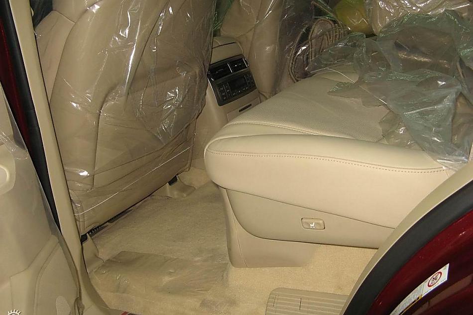 顶级SUV雷克萨斯LX570到店实拍