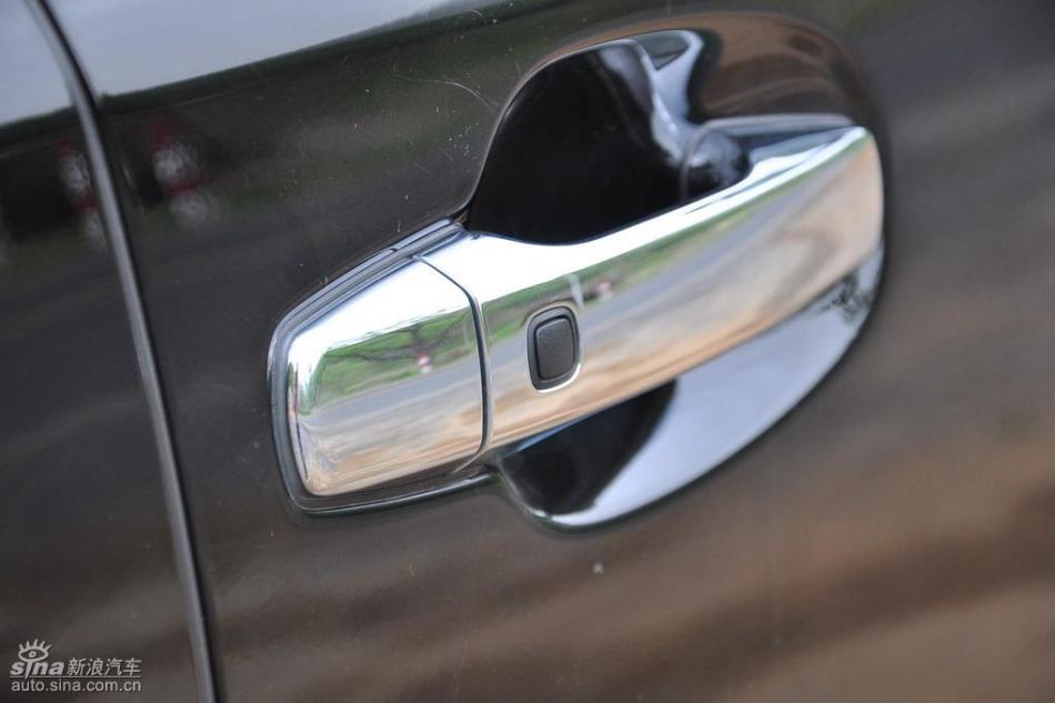 雷克萨斯LX570试车实拍图 外观