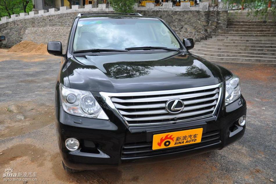雷克萨斯LX570试车实拍图 外观