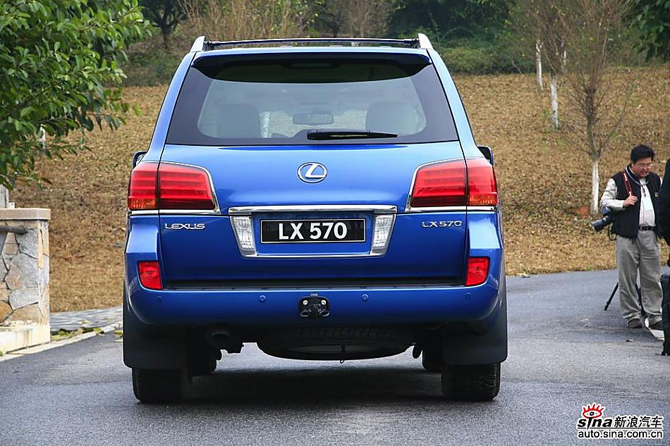 试驾LX 570