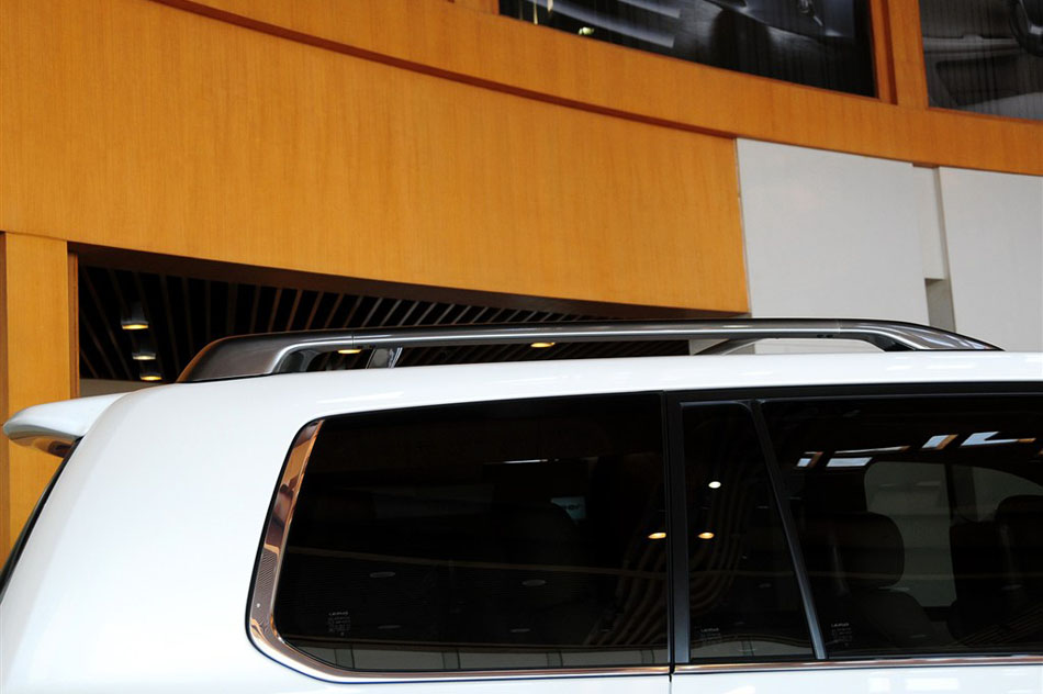 2013款 LX570 细节