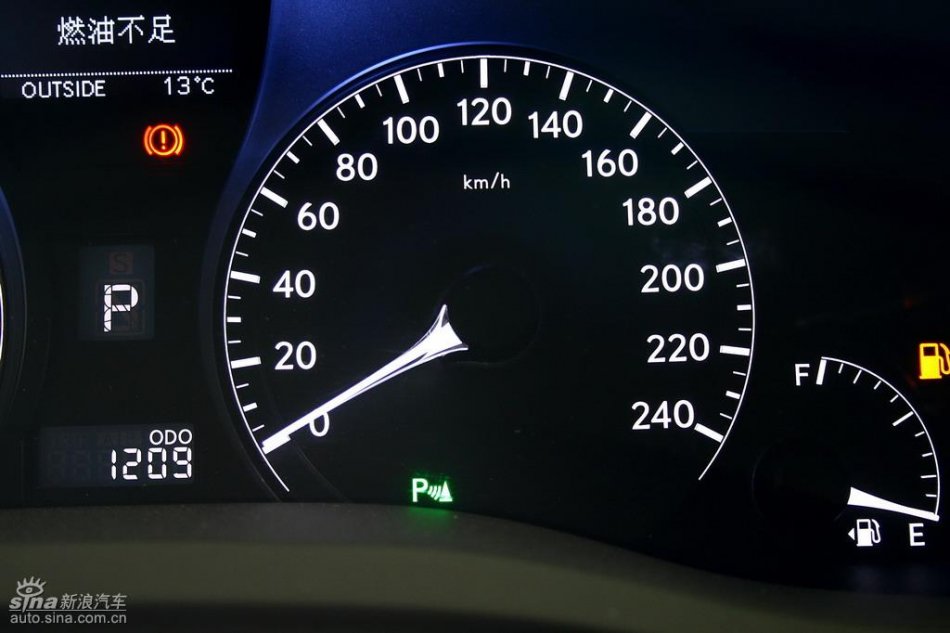 全新雷克萨斯RX350内饰