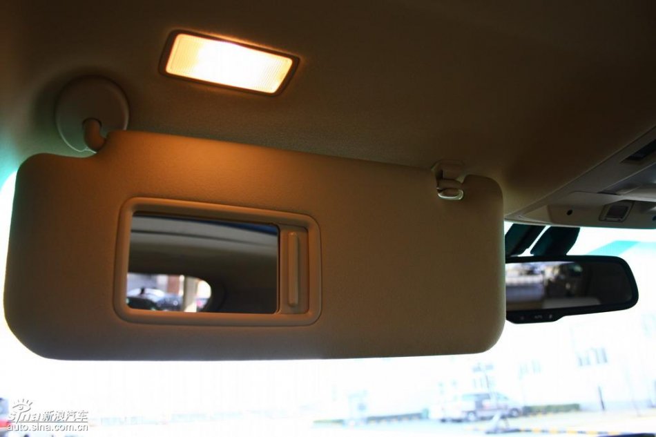 全新雷克萨斯RX350内饰