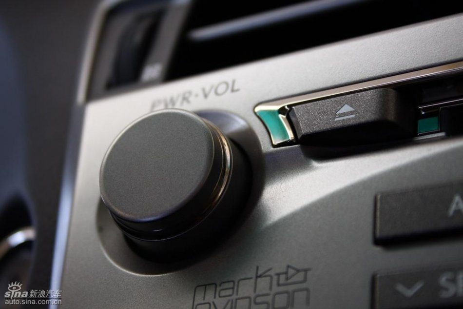 全新雷克萨斯RX350内饰