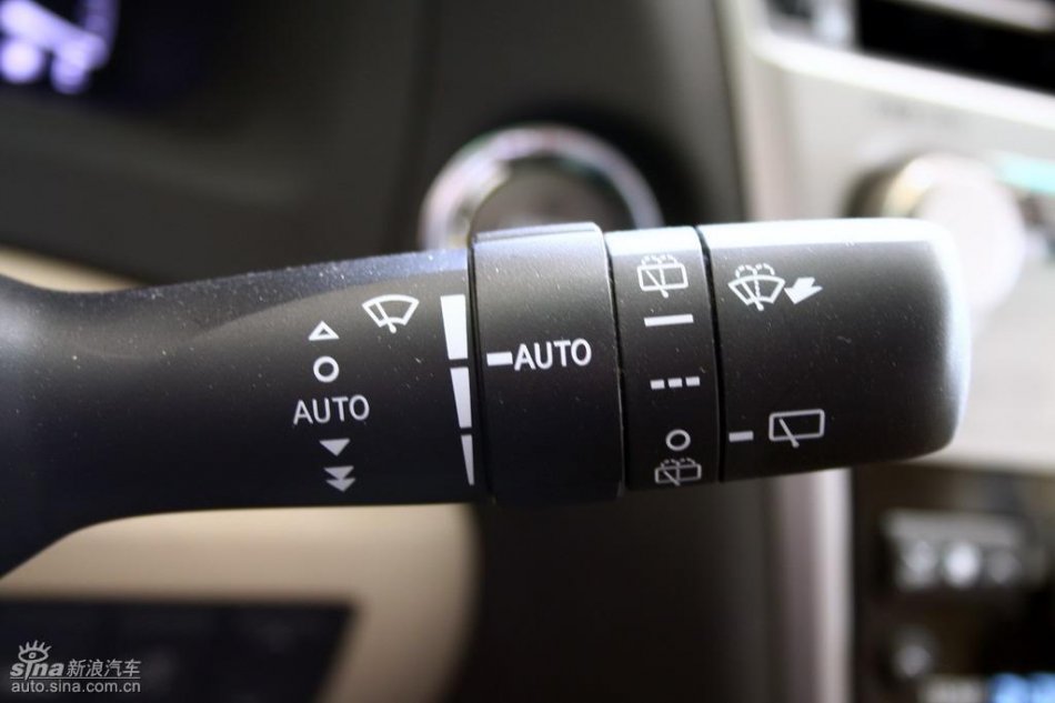 全新雷克萨斯RX350内饰