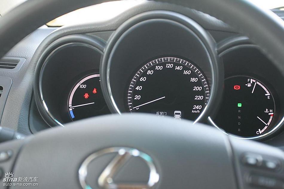 雷克萨斯RX400h内饰及细节