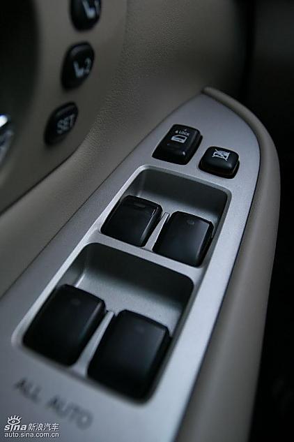 雷克萨斯RX400h内饰及细节