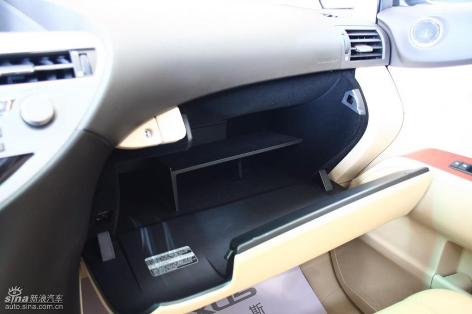 全新雷克萨斯RX350内饰