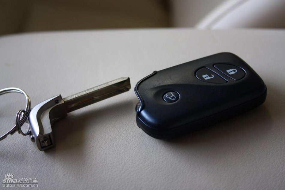 全新雷克萨斯RX350内饰