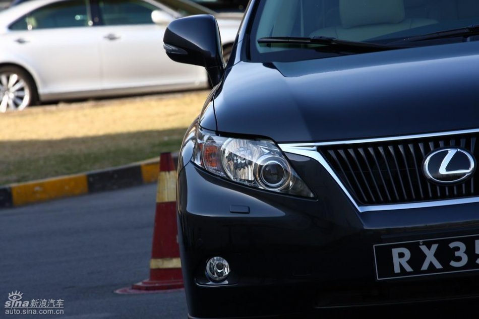 全新雷克萨斯RX350外观