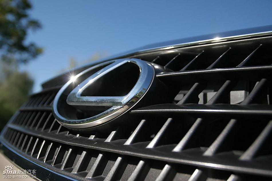 雷克萨斯RX400h外观及细节