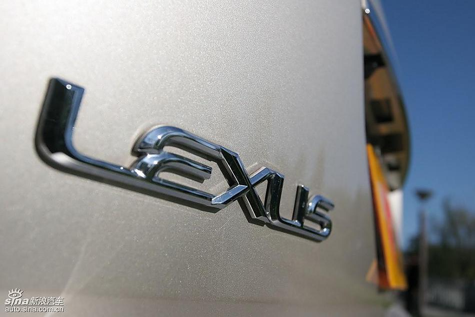 雷克萨斯RX400h外观及细节