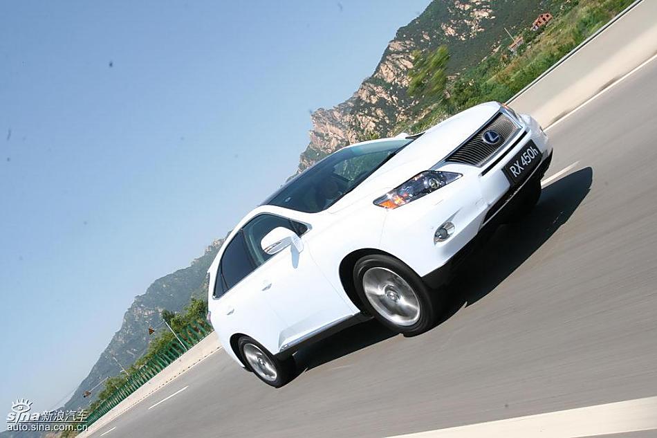 雷克萨斯RX450h公路行驶动态
