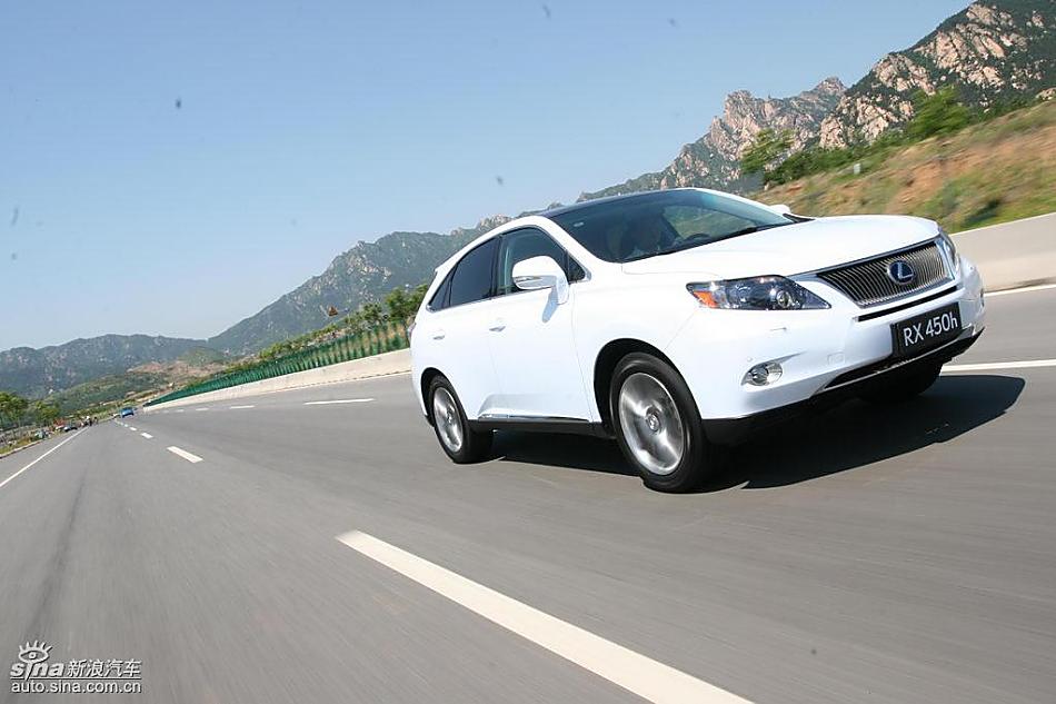 雷克萨斯RX450h公路行驶动态