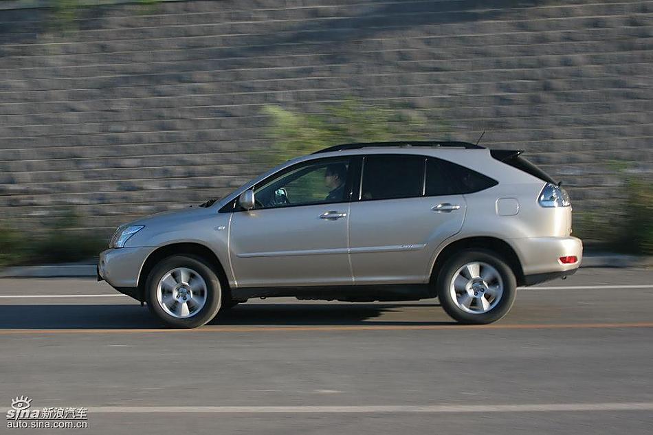 雷克萨斯RX400h动态
