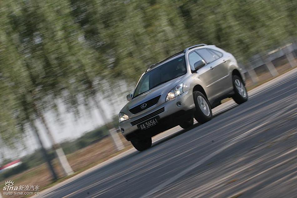 雷克萨斯RX400h动态