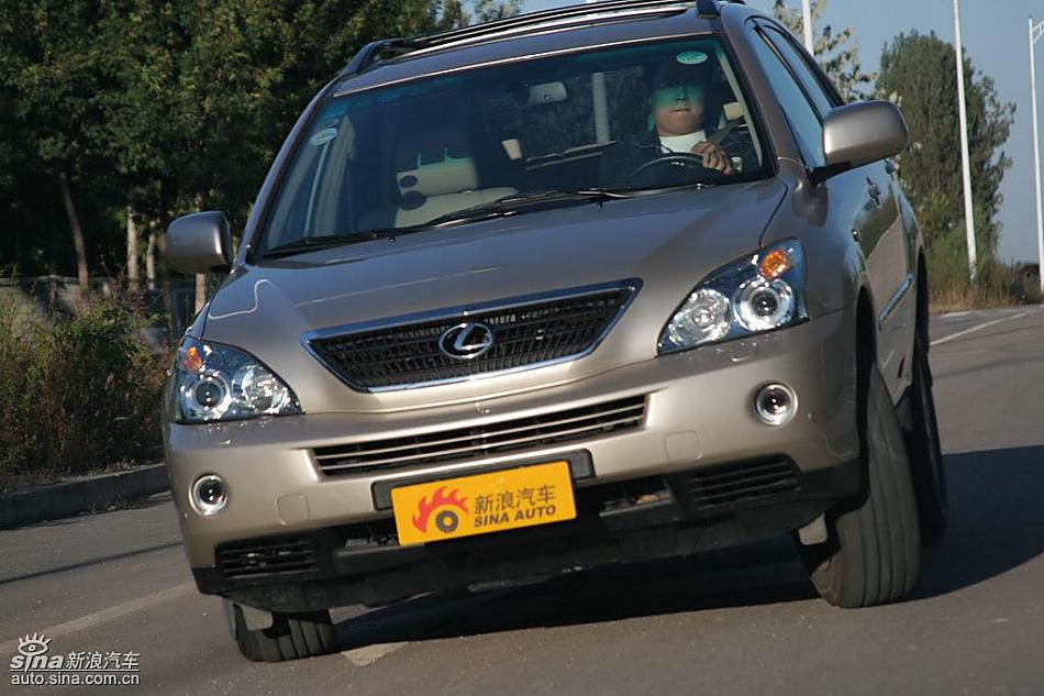 雷克萨斯RX400h动态