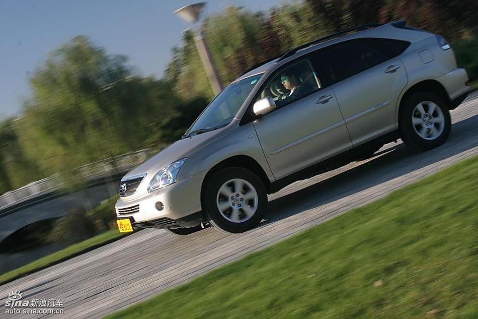 雷克萨斯RX400h动态