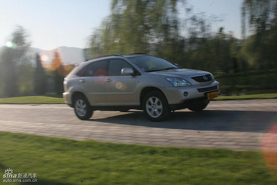 雷克萨斯RX400h动态