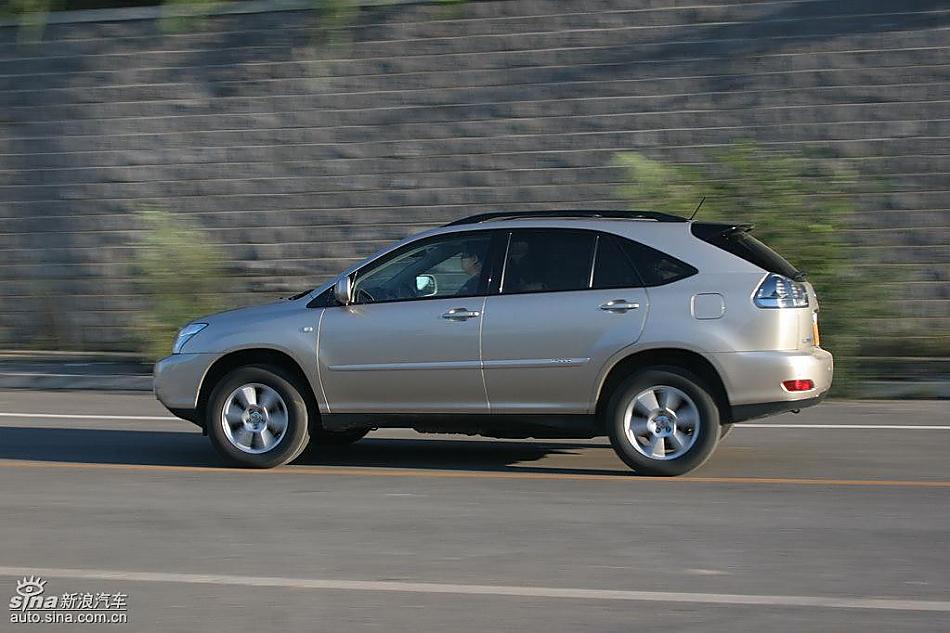雷克萨斯RX400h动态