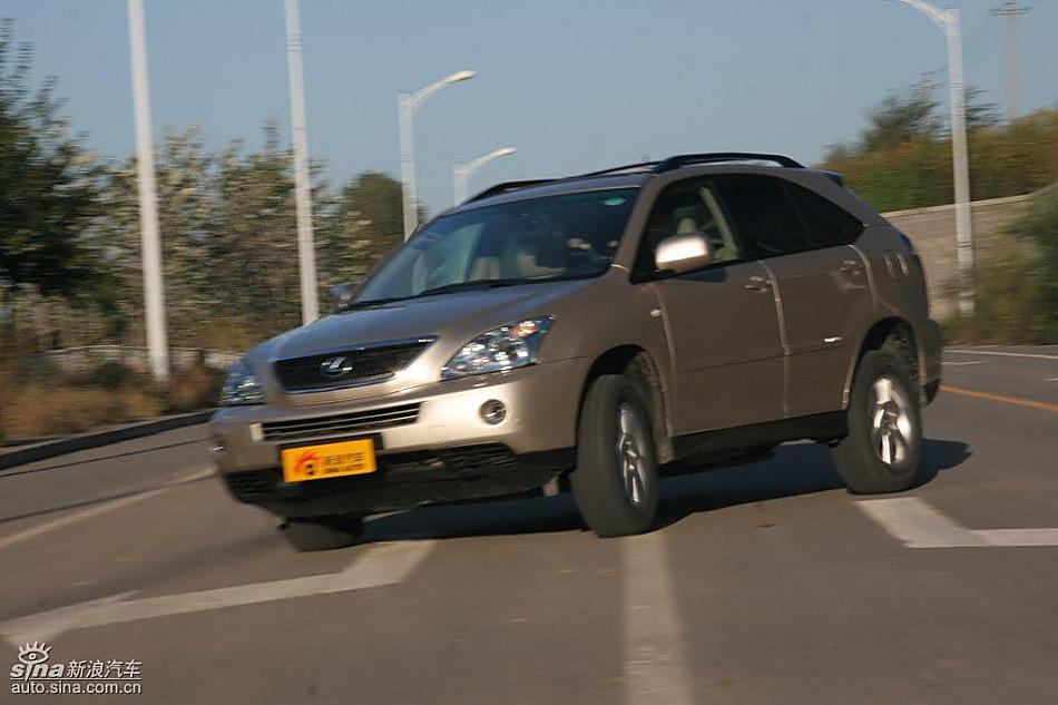 雷克萨斯RX400h动态