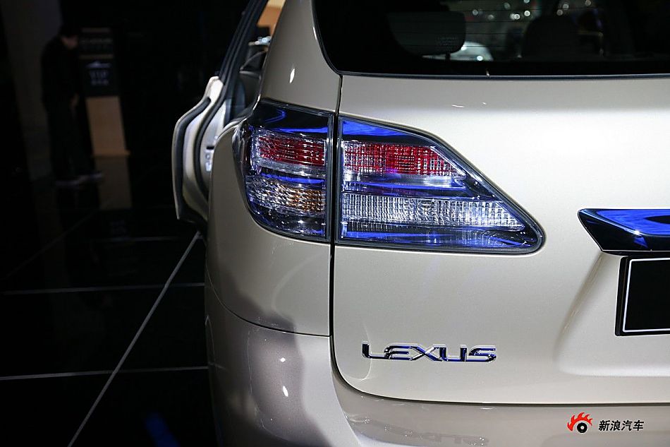 雷克萨斯RX450H