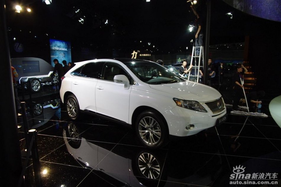 雷克萨斯RX450h