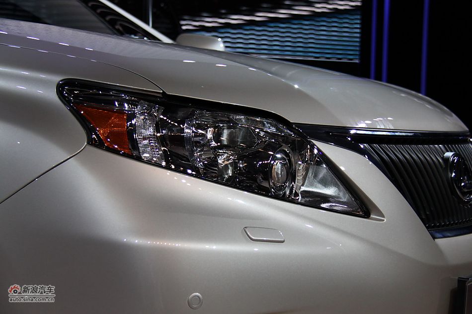 雷克萨斯RX270上市现场图