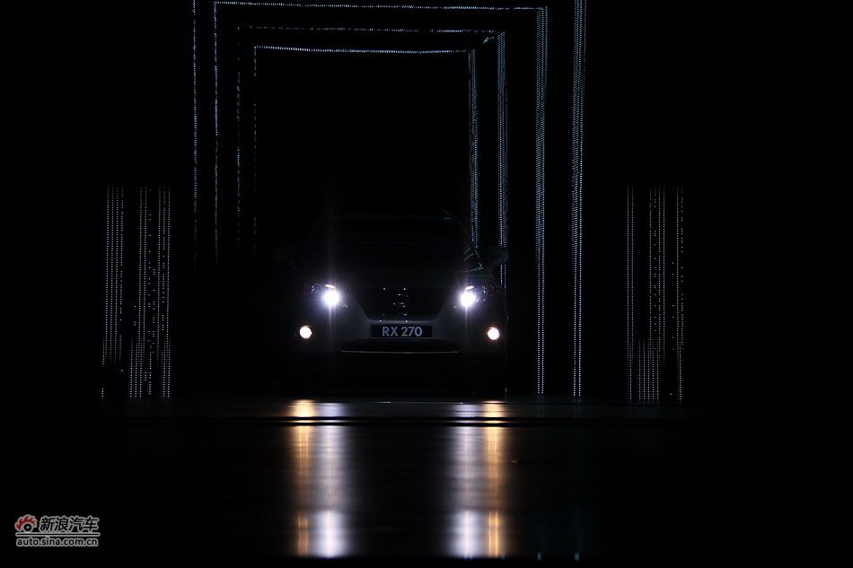雷克萨斯RX270